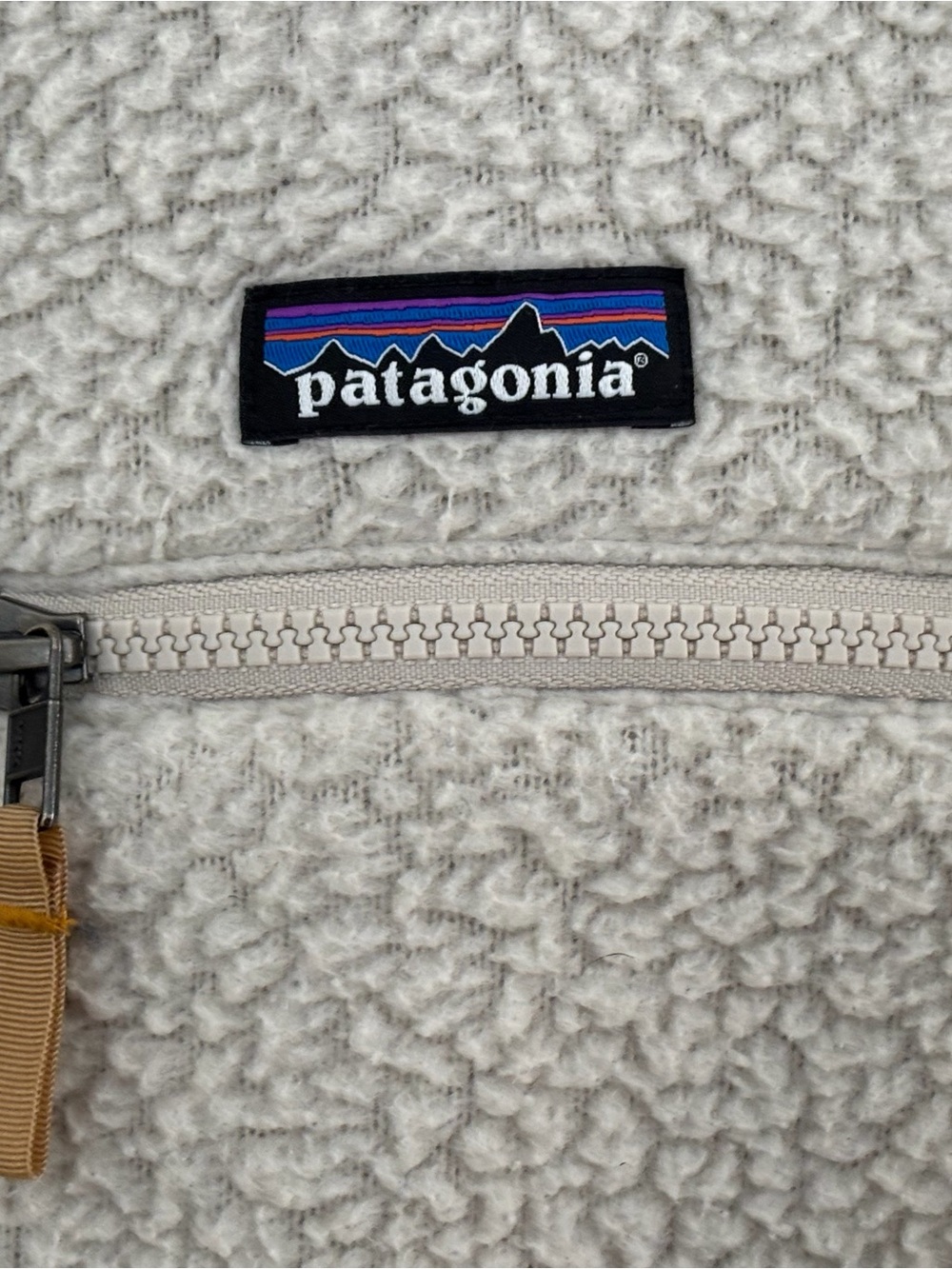Patagonia Off-White Sherpa Zip Jacket with Logo Patch. 1/2 zip. Women’s medium. - Picture 2 of 5